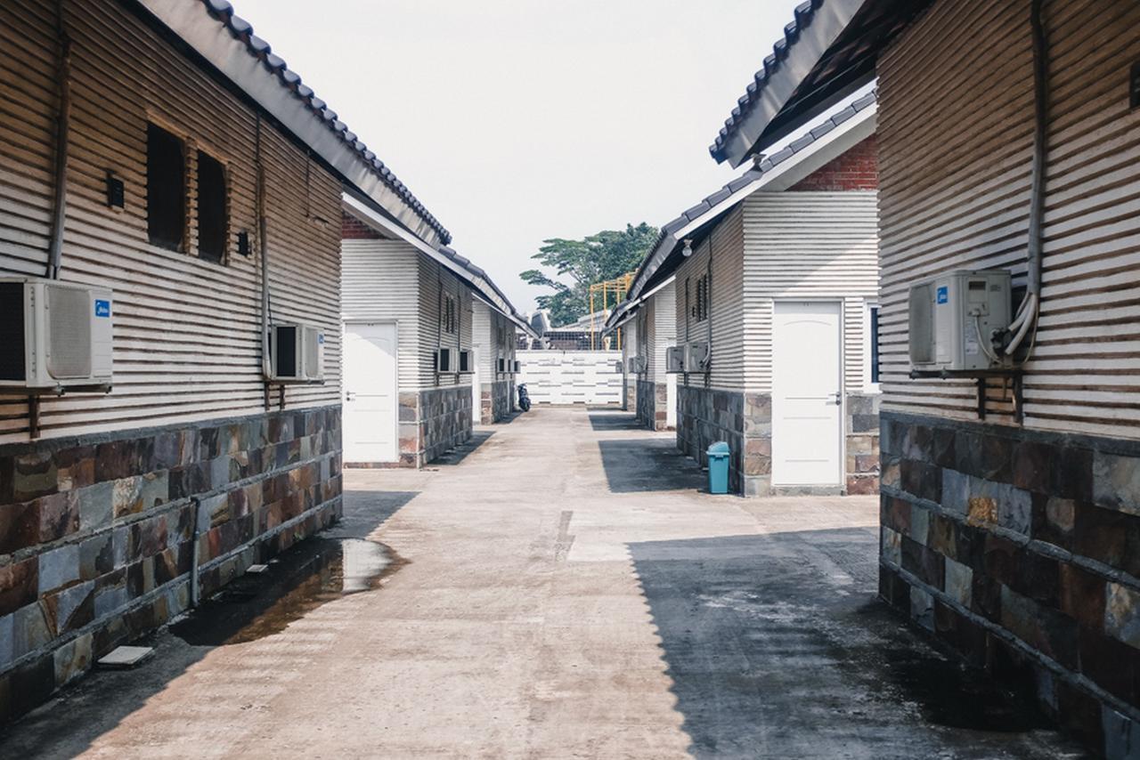 Reddoorz Near Sirkuit Sentul Hotel Богор Екстериор снимка
